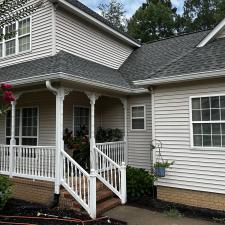 Beautiful-house-wash-performed-by-Central-Ga-Soft-Wash-in-Cochran-Ga 0